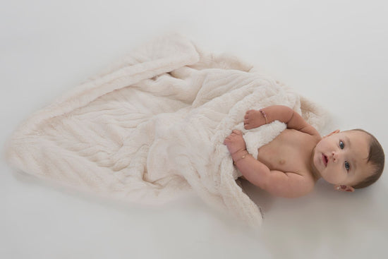 Mini Pocket Posh, Cozy Blanket for boy or Girl, Toddler, Infant, or Newborn